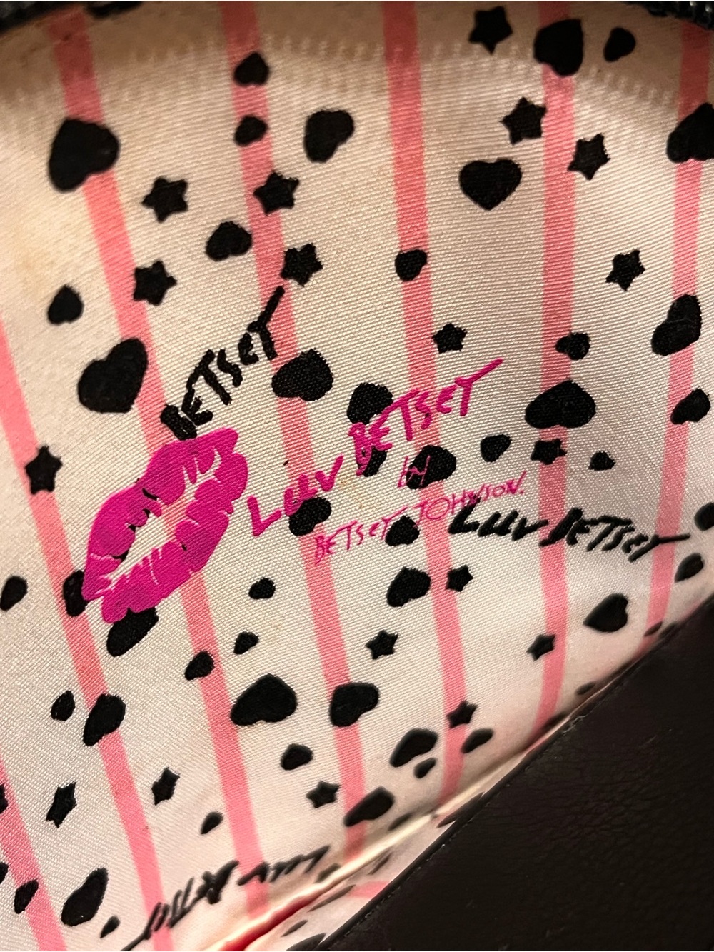 Betsey Johnson Kids Unicorn Cat Pink, Purple, Blue Gradient wristlet bag - Picture 7 of 9